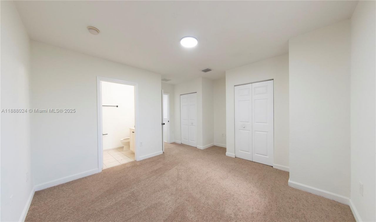 4130 Napoli Lake Dr, Riviera Beach, FL 33410 Photo