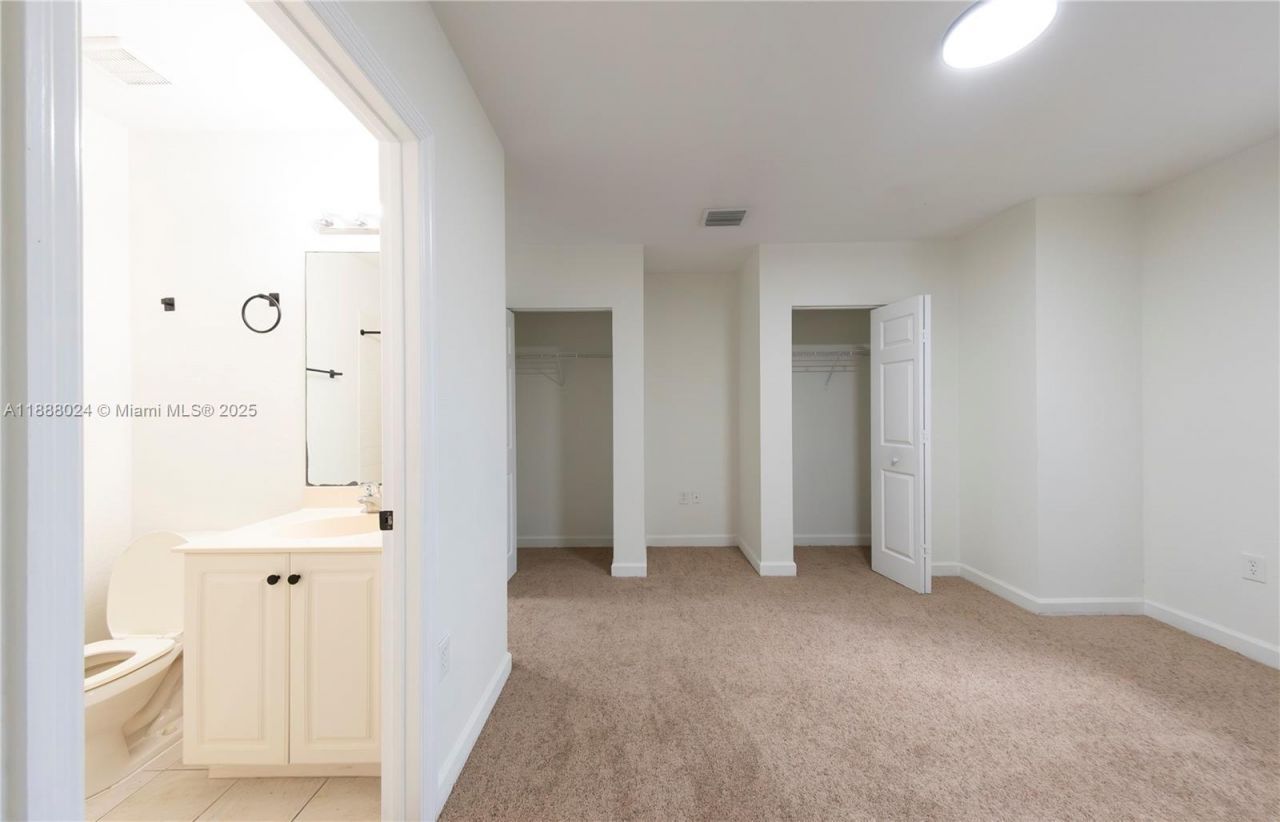 4130 Napoli Lake Dr, Riviera Beach, FL 33410 Photo