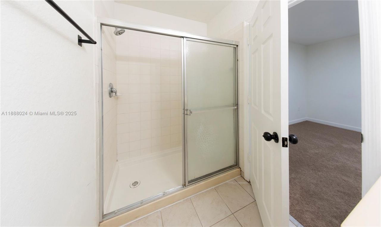 4130 Napoli Lake Dr, Riviera Beach, FL 33410 Photo