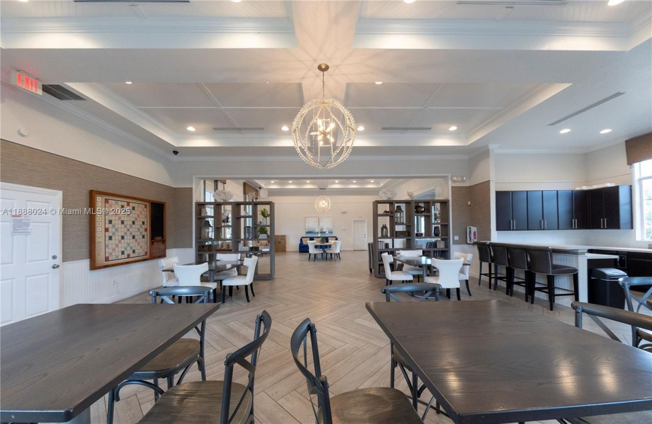 4130 Napoli Lake Dr, Riviera Beach, FL 33410 Photo