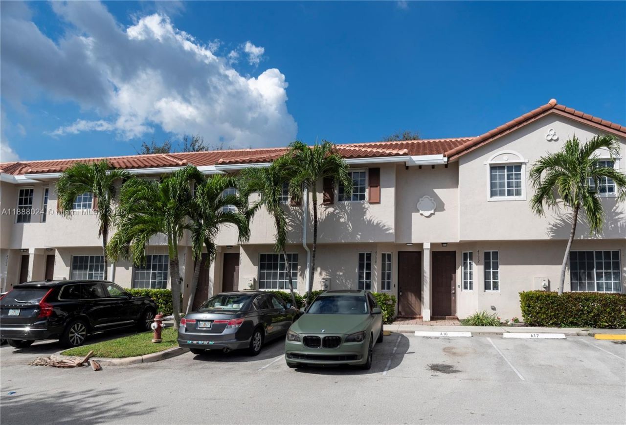 4130 Napoli Lake Dr, Riviera Beach, FL 33410 Photo