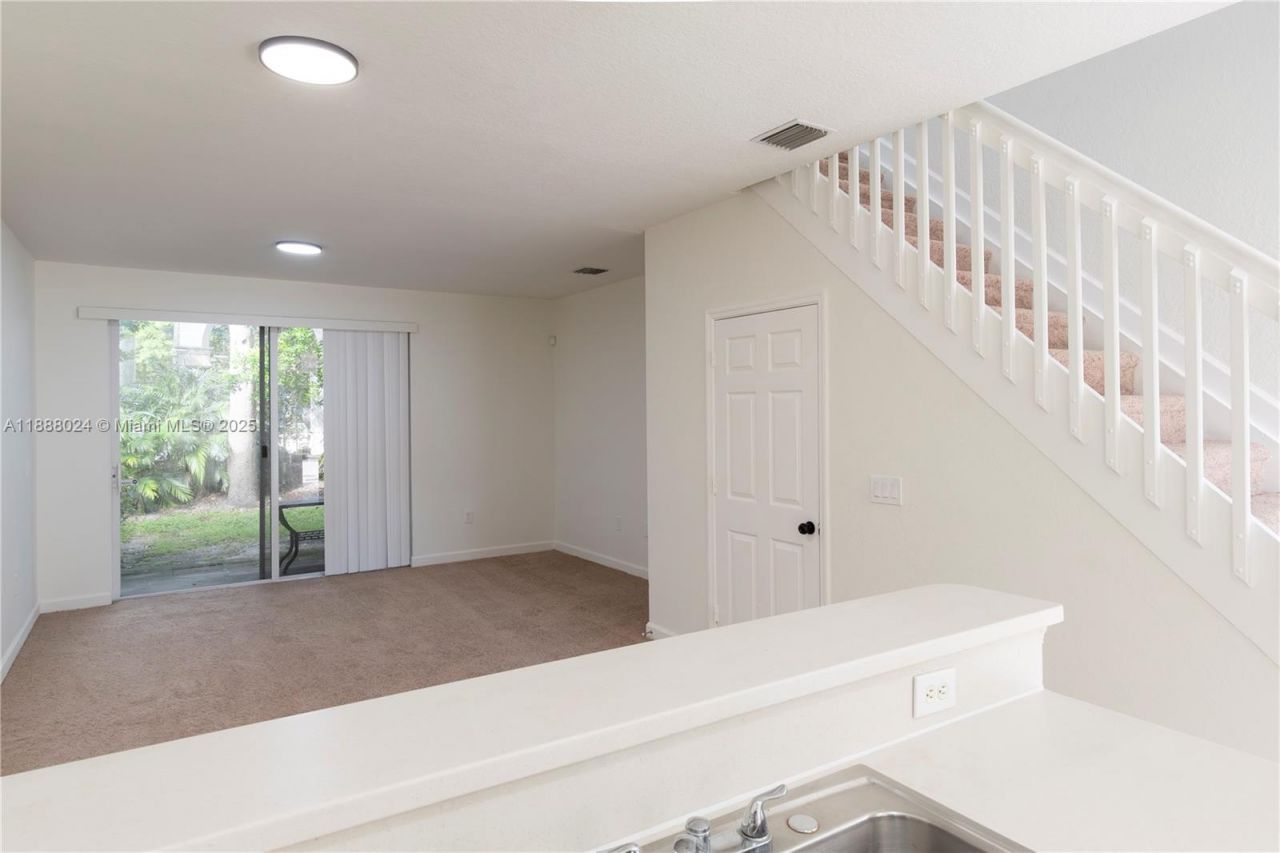 4130 Napoli Lake Dr, Riviera Beach, FL 33410 Photo