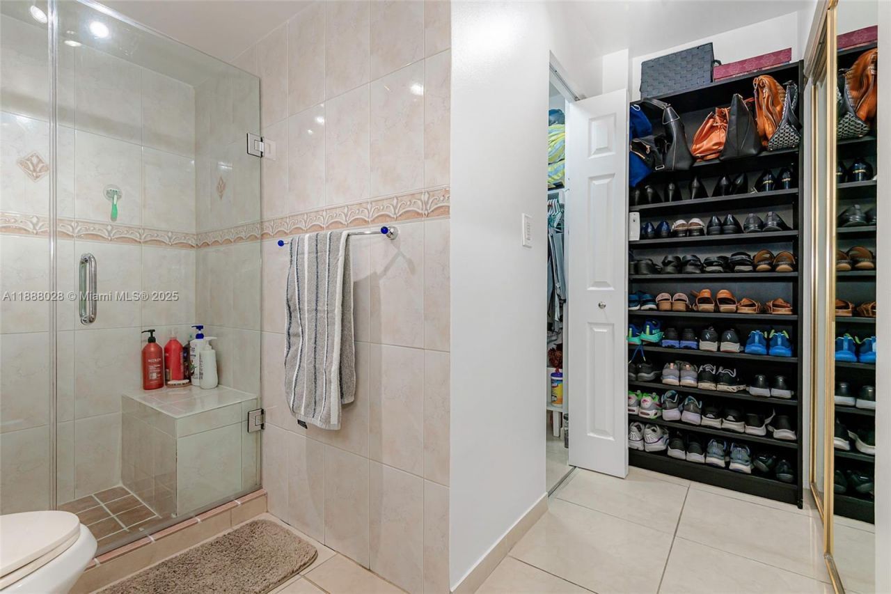 7135 Collins Ave, Unit 625, Miami Beach, FL 33141 Photo