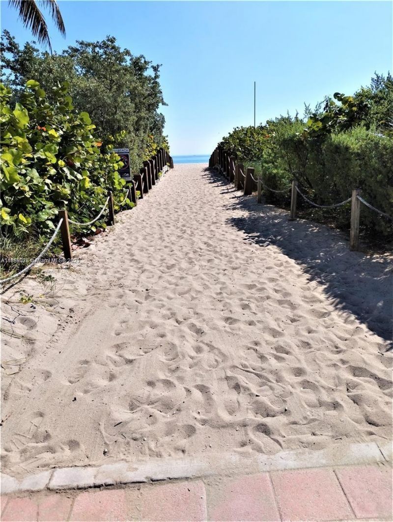 7135 Collins Ave, Unit 625, Miami Beach, FL 33141 Photo