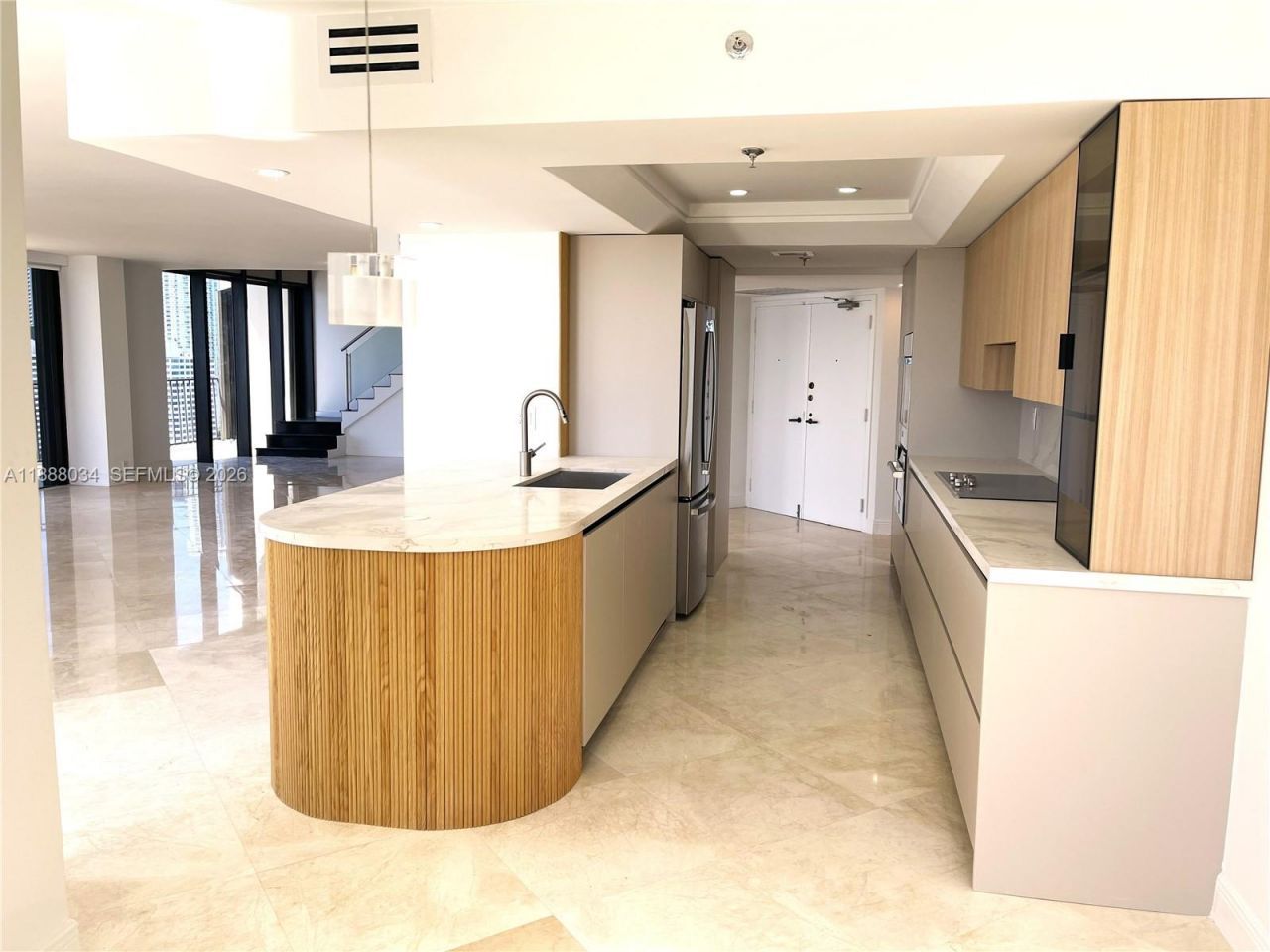 520 Brickell Key Drive, Unit UPH-03, Miami, FL 33131 Photo