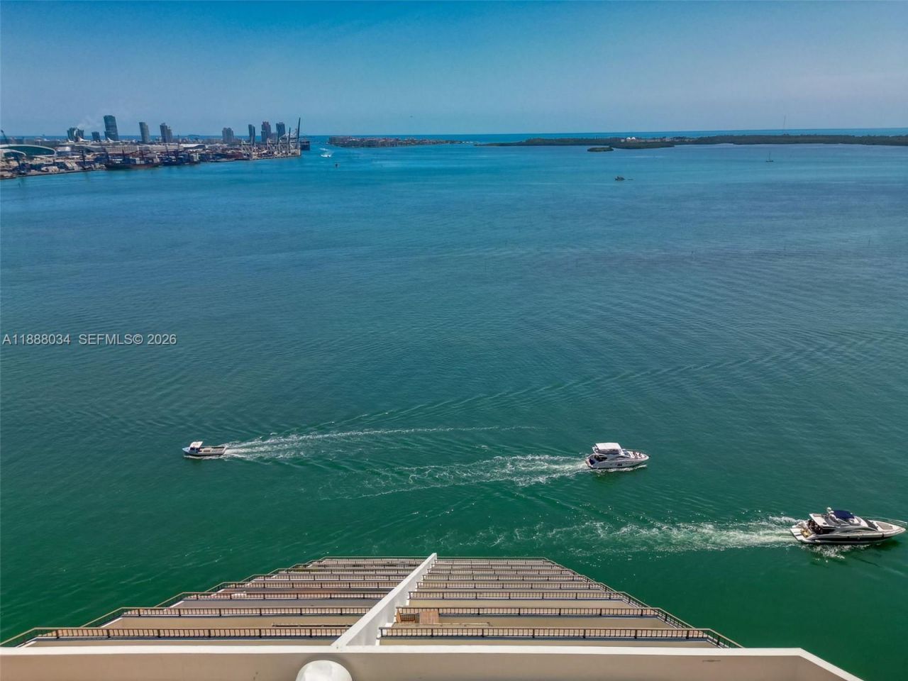 520 Brickell Key Drive, Unit UPH-03, Miami, FL 33131 Photo