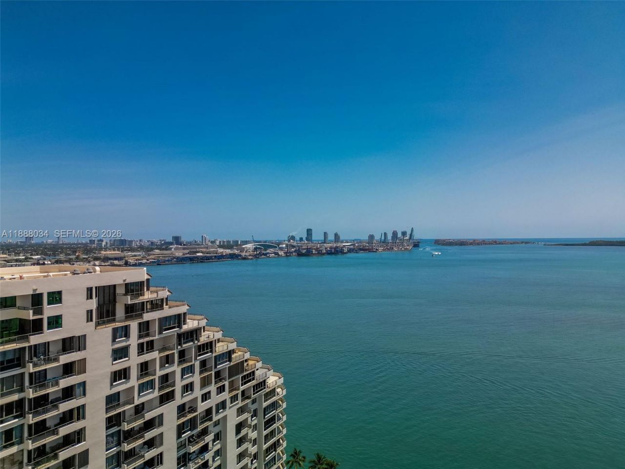 520 Brickell Key Drive, Unit UPH-03, Miami, FL 33131 Photo