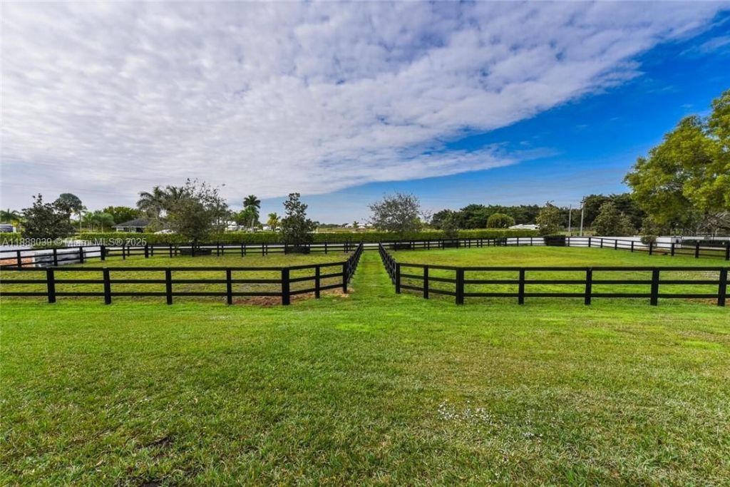 14390 Palm Beach Point Blvd, Wellington, FL 33414 Photo