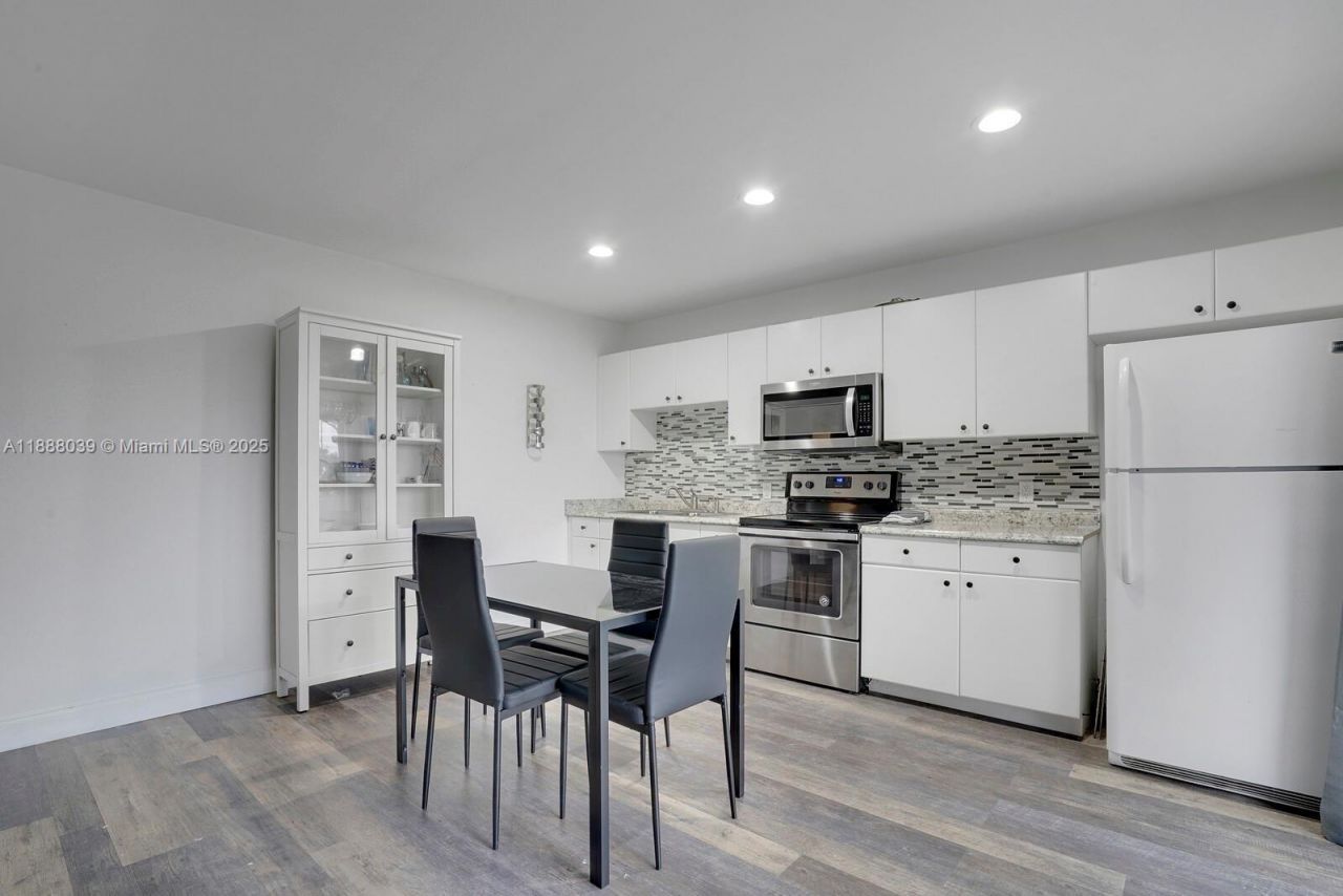 14390 Palm Beach Point Blvd, Wellington, FL 33414 Photo