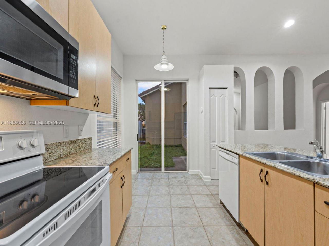 2247 Portofino Ave, Homestead, FL 33033 Photo