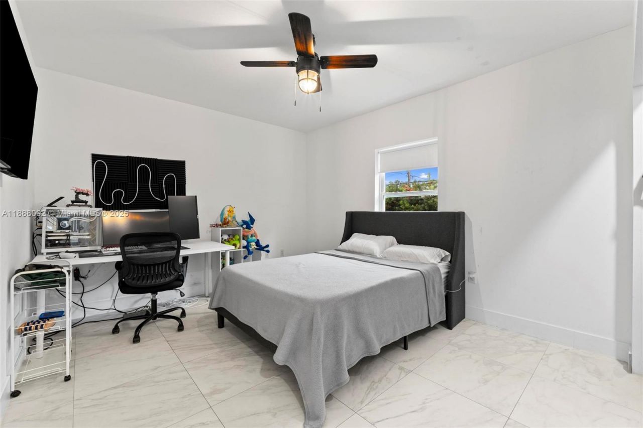 420 NW 44th Ave, Miami, FL 33126 Photo