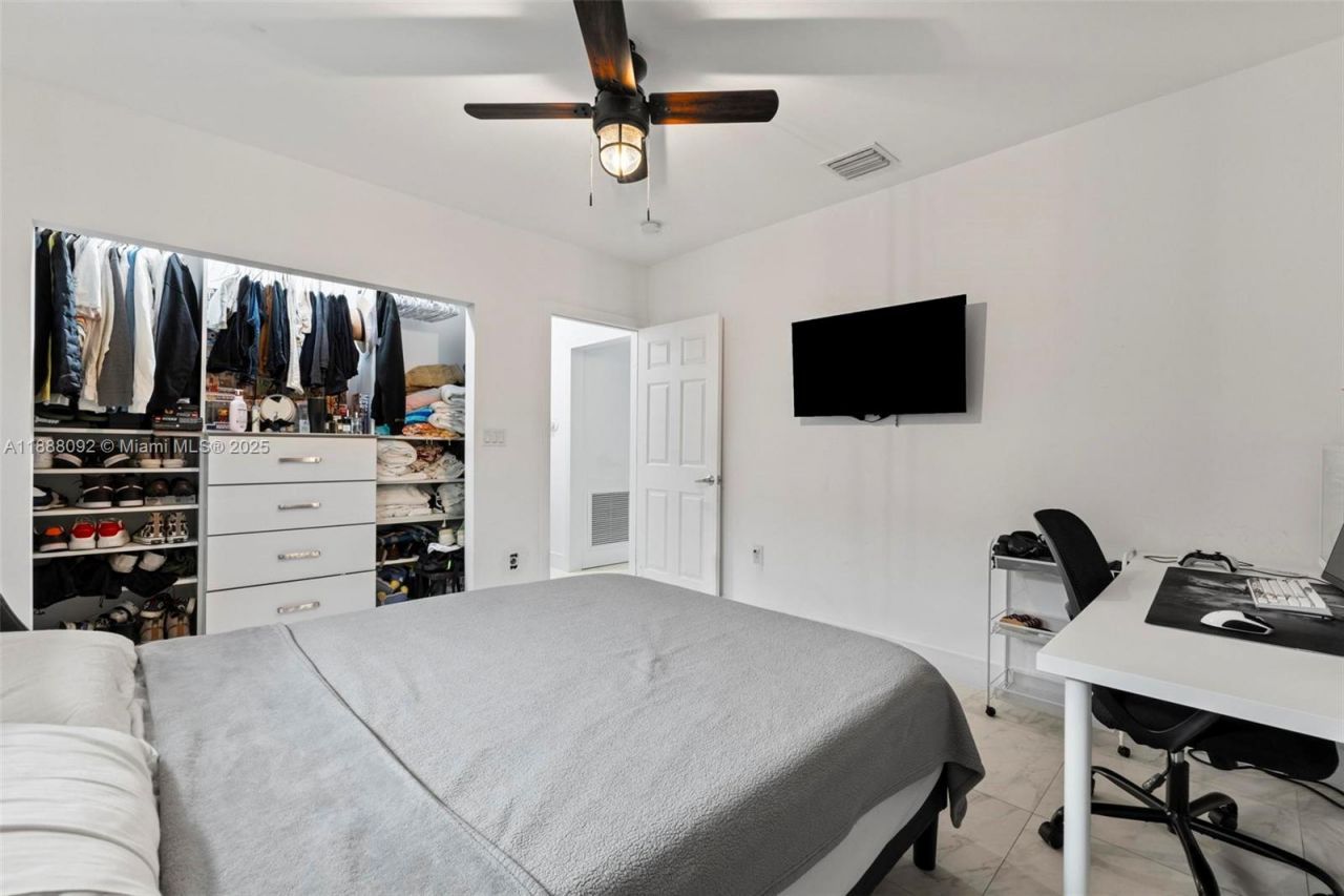 420 NW 44th Ave, Miami, FL 33126 Photo