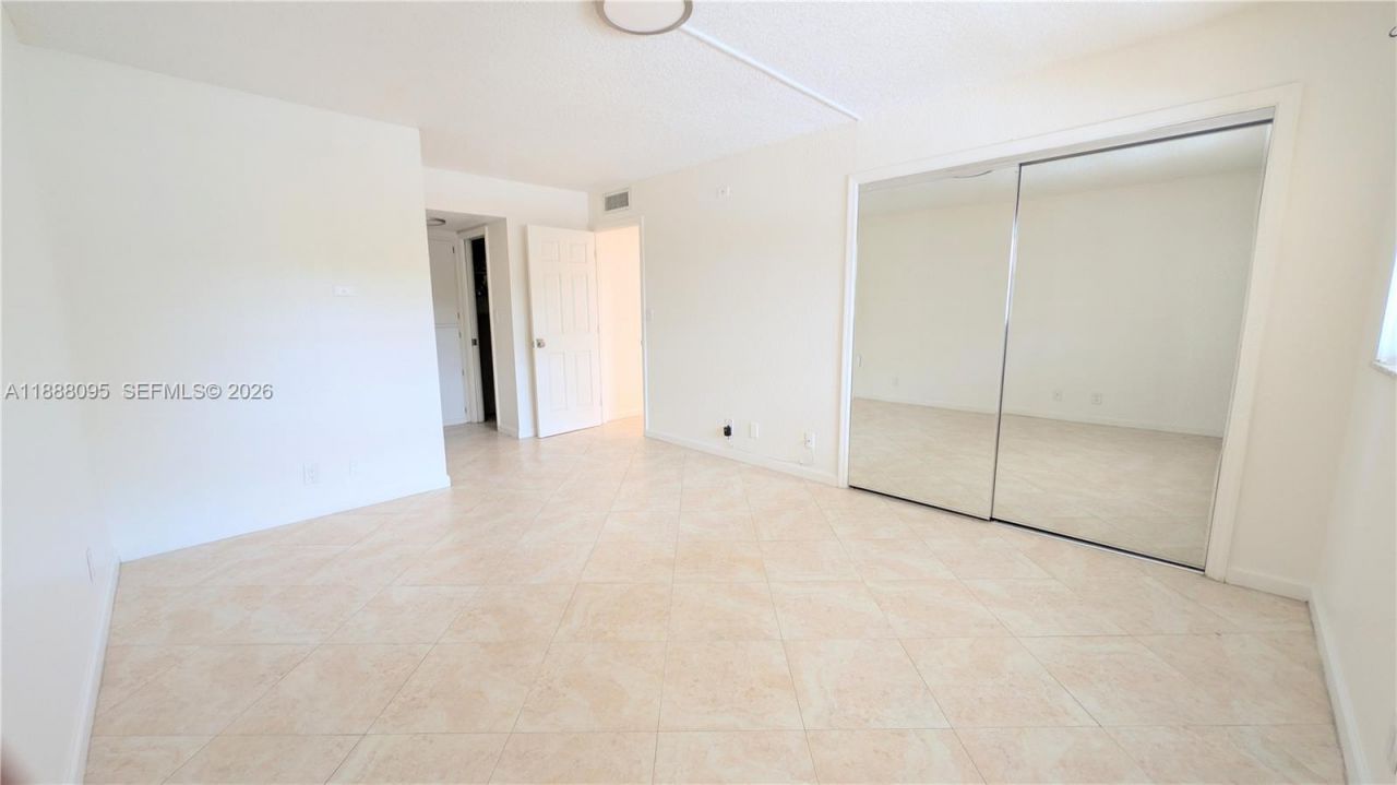3090 N Course Dr, Unit 304, Pompano Beach, FL 33069 Photo