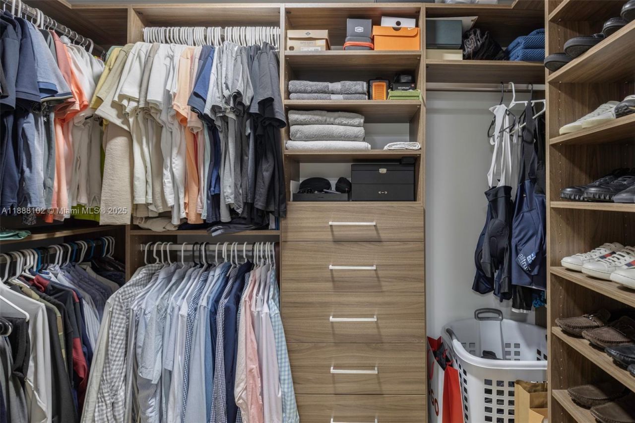 3370 Hidden Bay Dr, Unit 409, Aventura, FL 33180 Photo