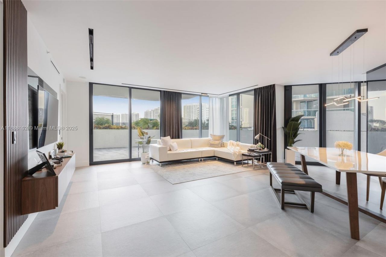 3370 Hidden Bay Dr, Unit 409, Aventura, FL 33180 Photo