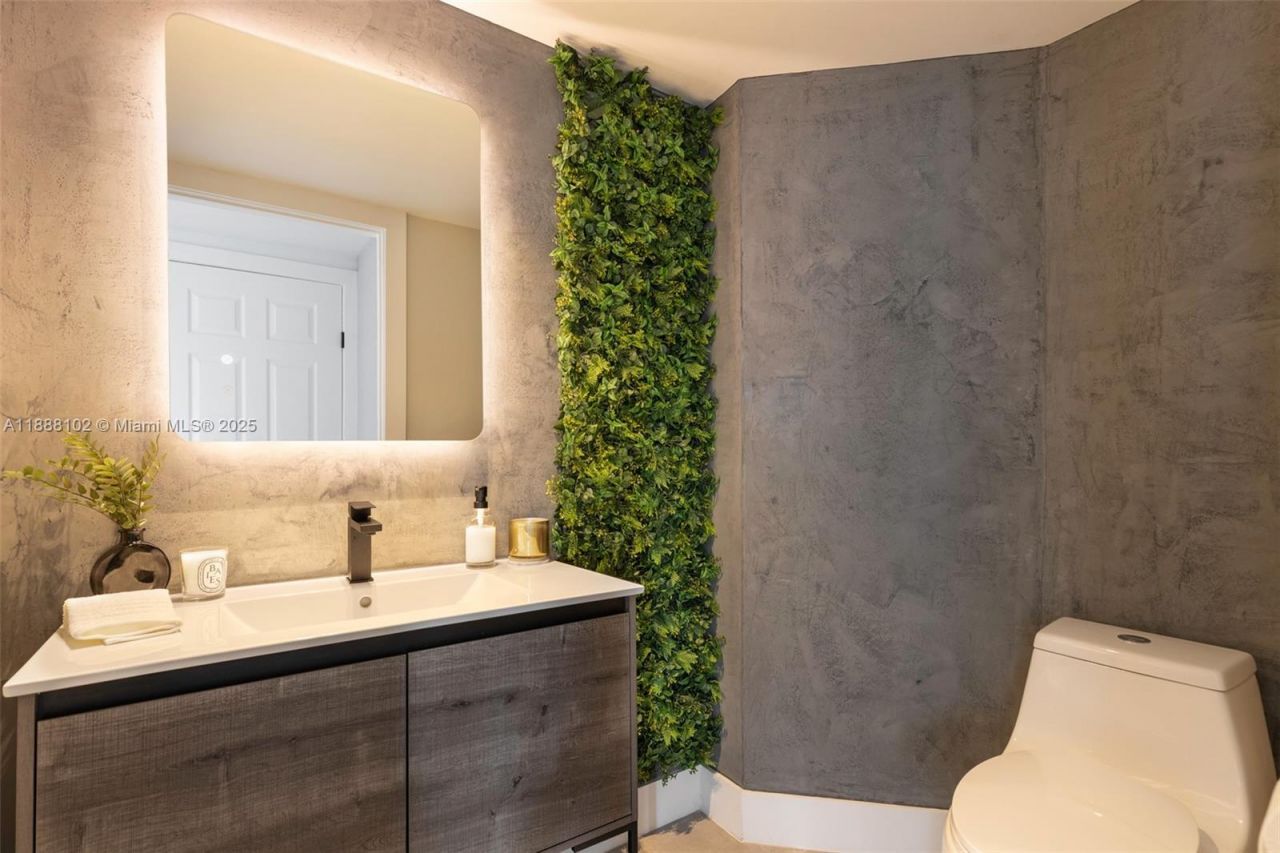 3370 Hidden Bay Dr, Unit 409, Aventura, FL 33180 Photo