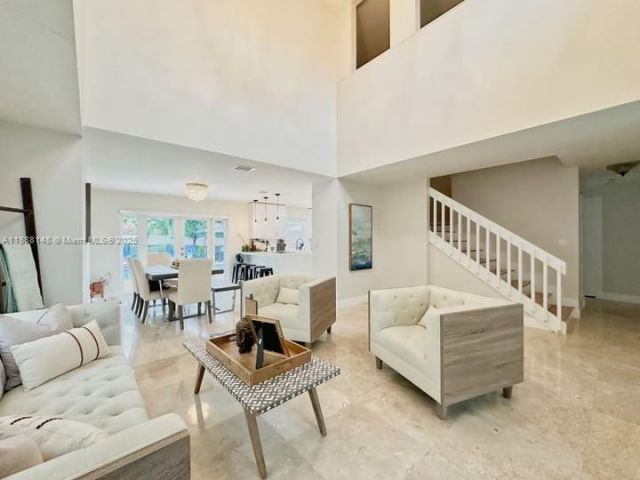 10620 SW 67th St, Miami, FL 33173 Photo