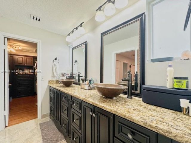 10620 SW 67th St, Miami, FL 33173 Photo