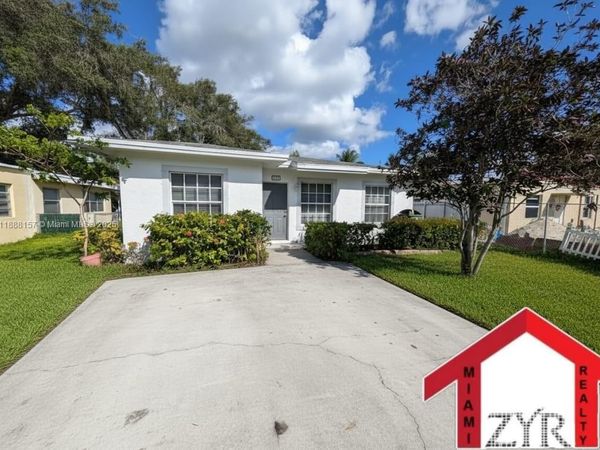 720 NW 15th Ter, Fort Lauderdale, FL 33311