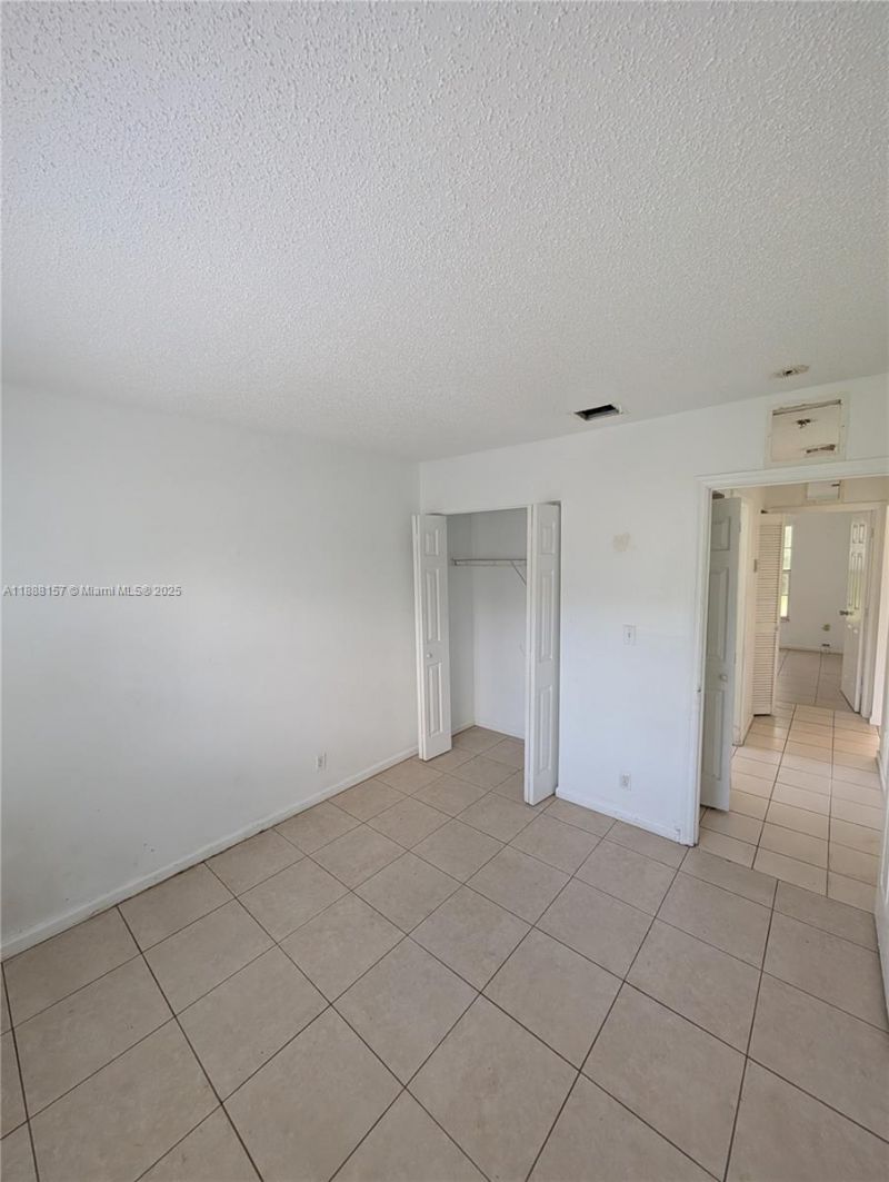 720 NW 15th Ter, Fort Lauderdale, FL 33311 Photo