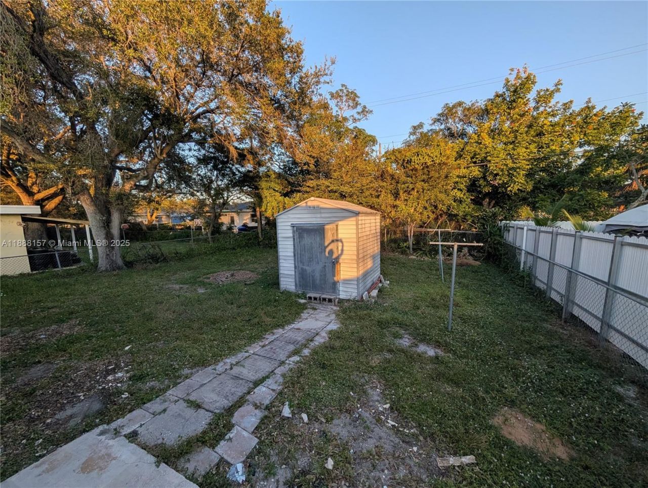 720 NW 15th Ter, Fort Lauderdale, FL 33311 Photo