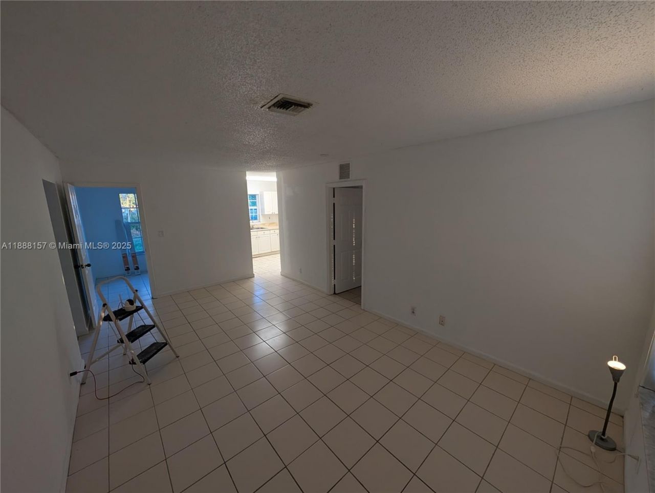 720 NW 15th Ter, Fort Lauderdale, FL 33311 Photo