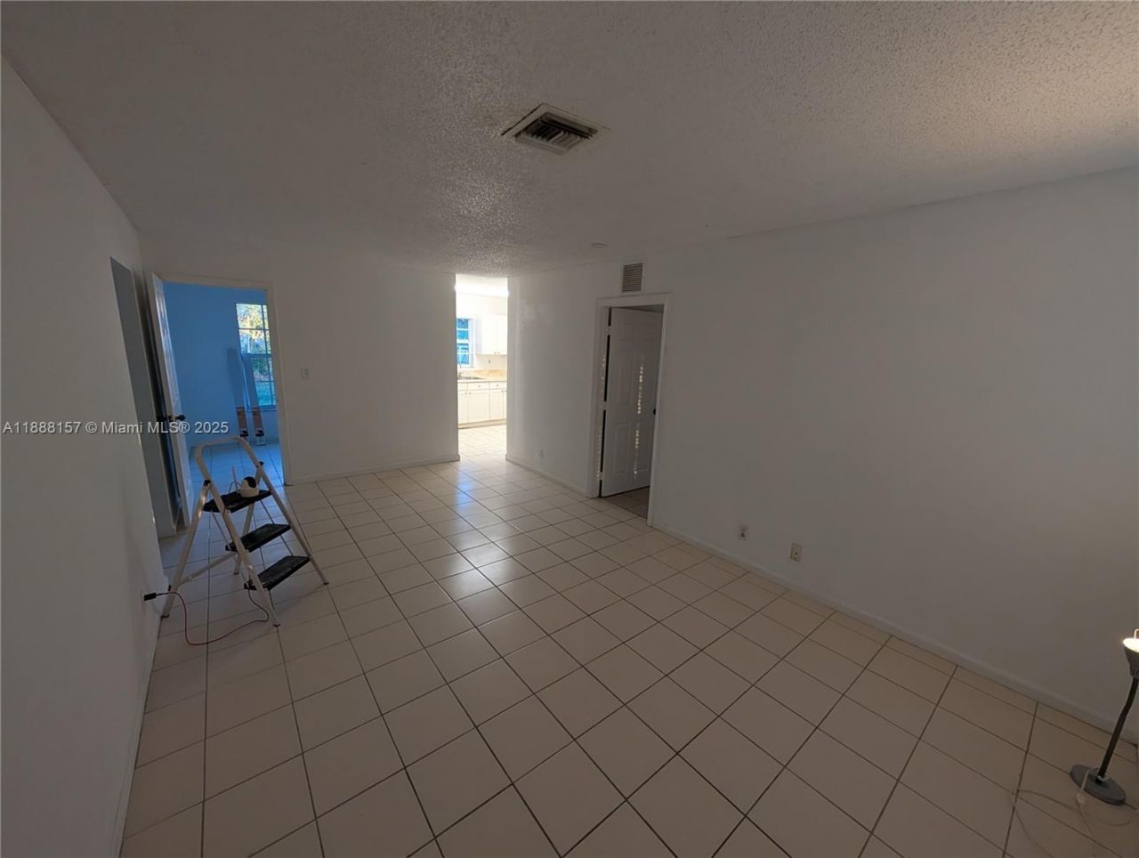 720 NW 15th Ter, Fort Lauderdale, FL 33311 Photo