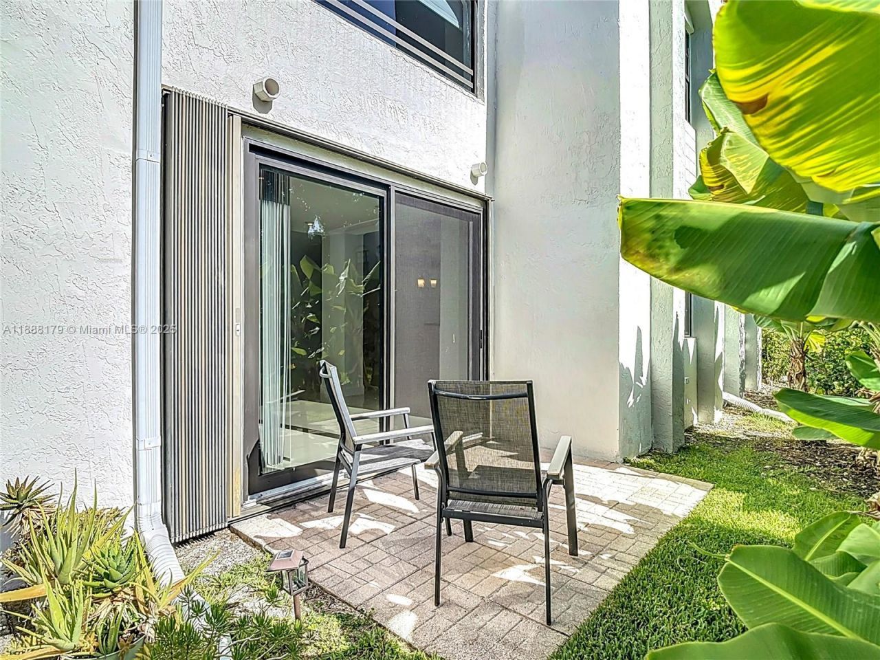 3552 Magellan Cir, Unit 122-2, Aventura, FL 33180 Photo