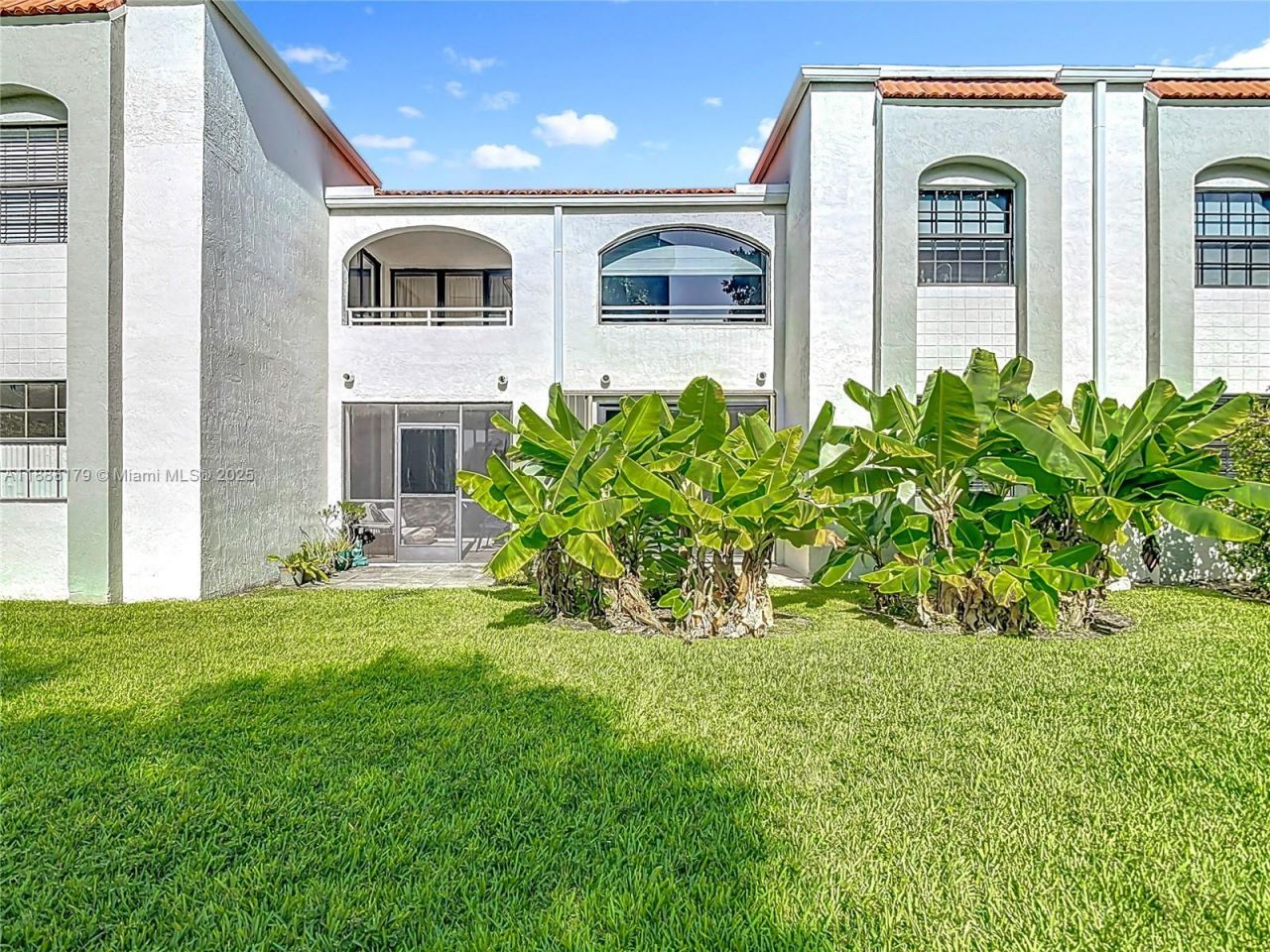 3552 Magellan Cir, Unit 122-2, Aventura, FL 33180 Photo