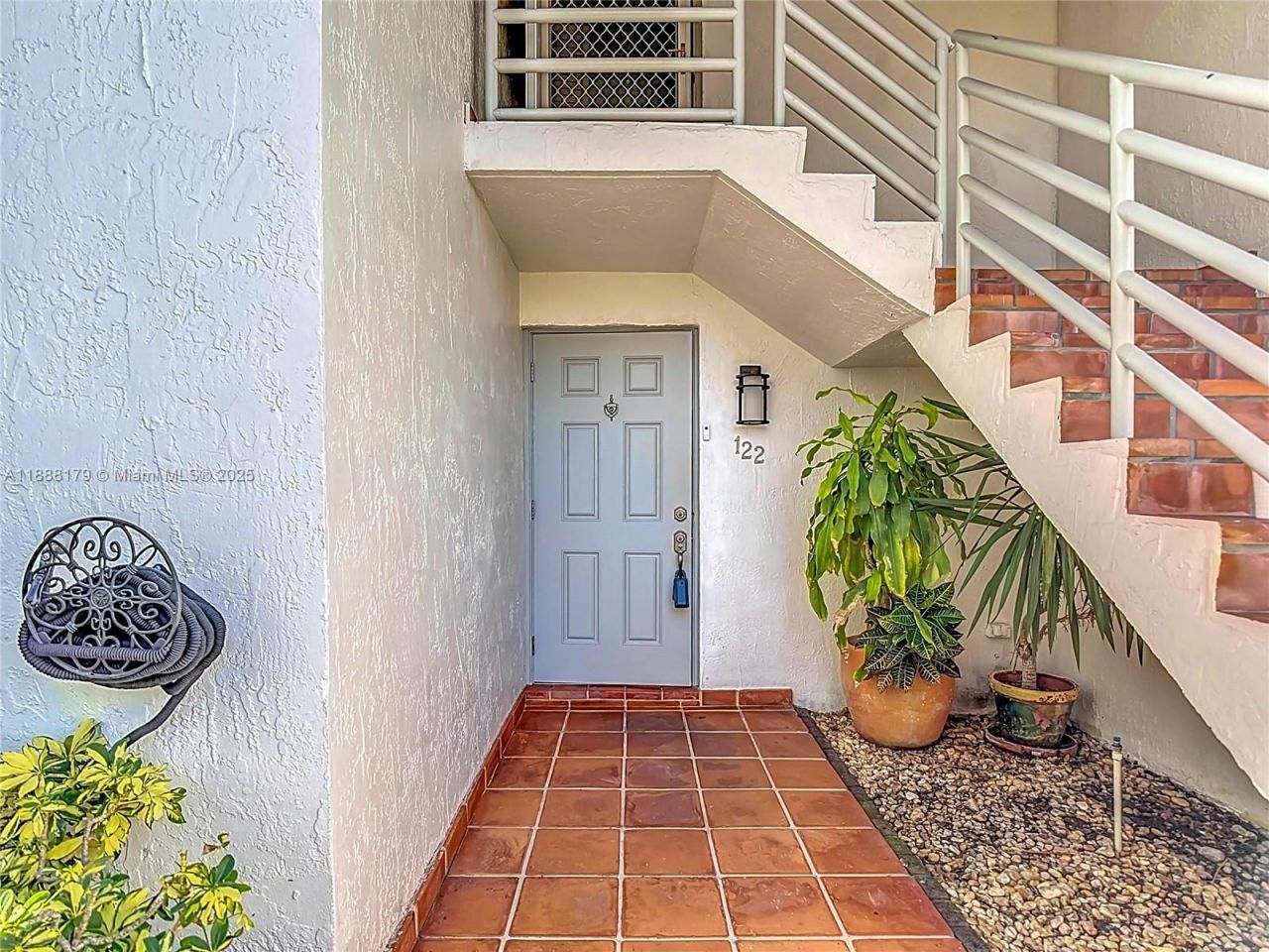 3552 Magellan Cir, Unit 122-2, Aventura, FL 33180 Photo