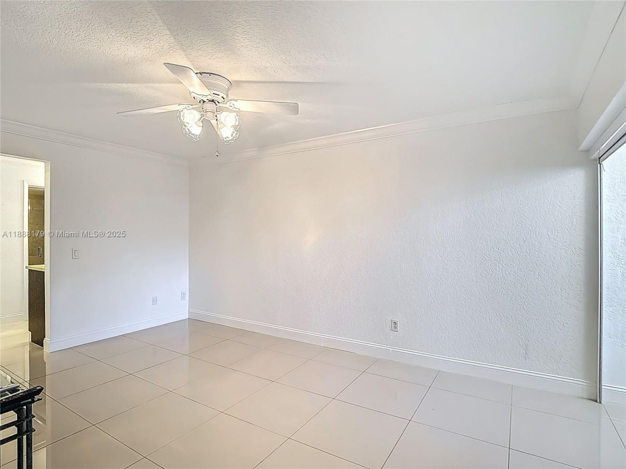 3552 Magellan Cir, Unit 122-2, Aventura, FL 33180 Photo