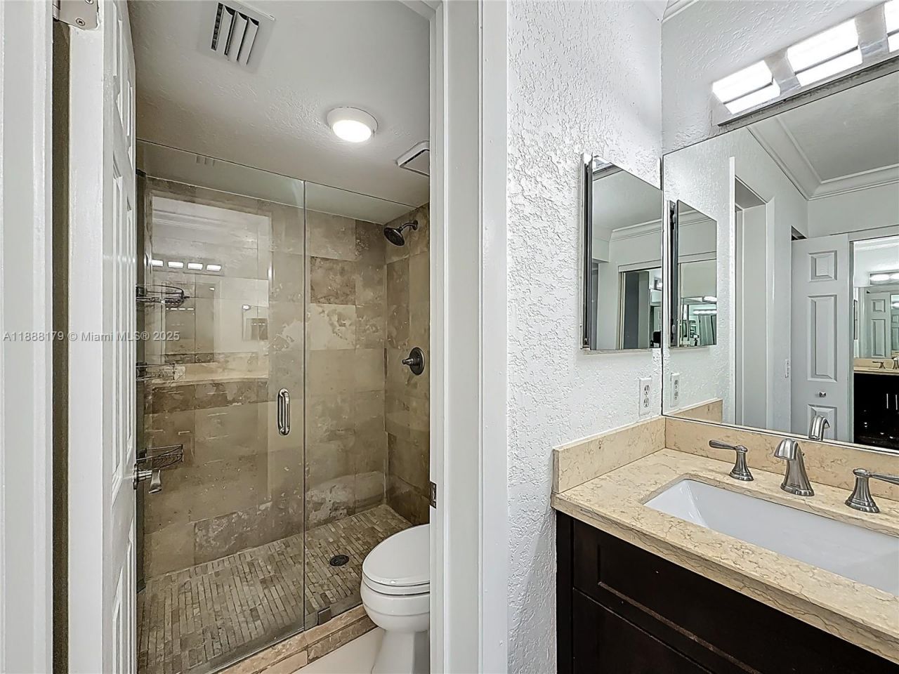 3552 Magellan Cir, Unit 122-2, Aventura, FL 33180 Photo