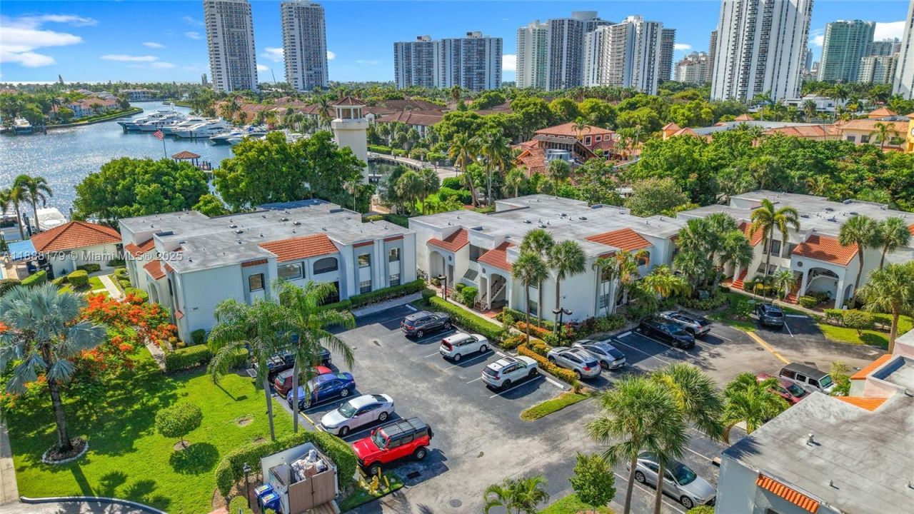 3552 Magellan Cir, Unit 122-2, Aventura, FL 33180 Photo