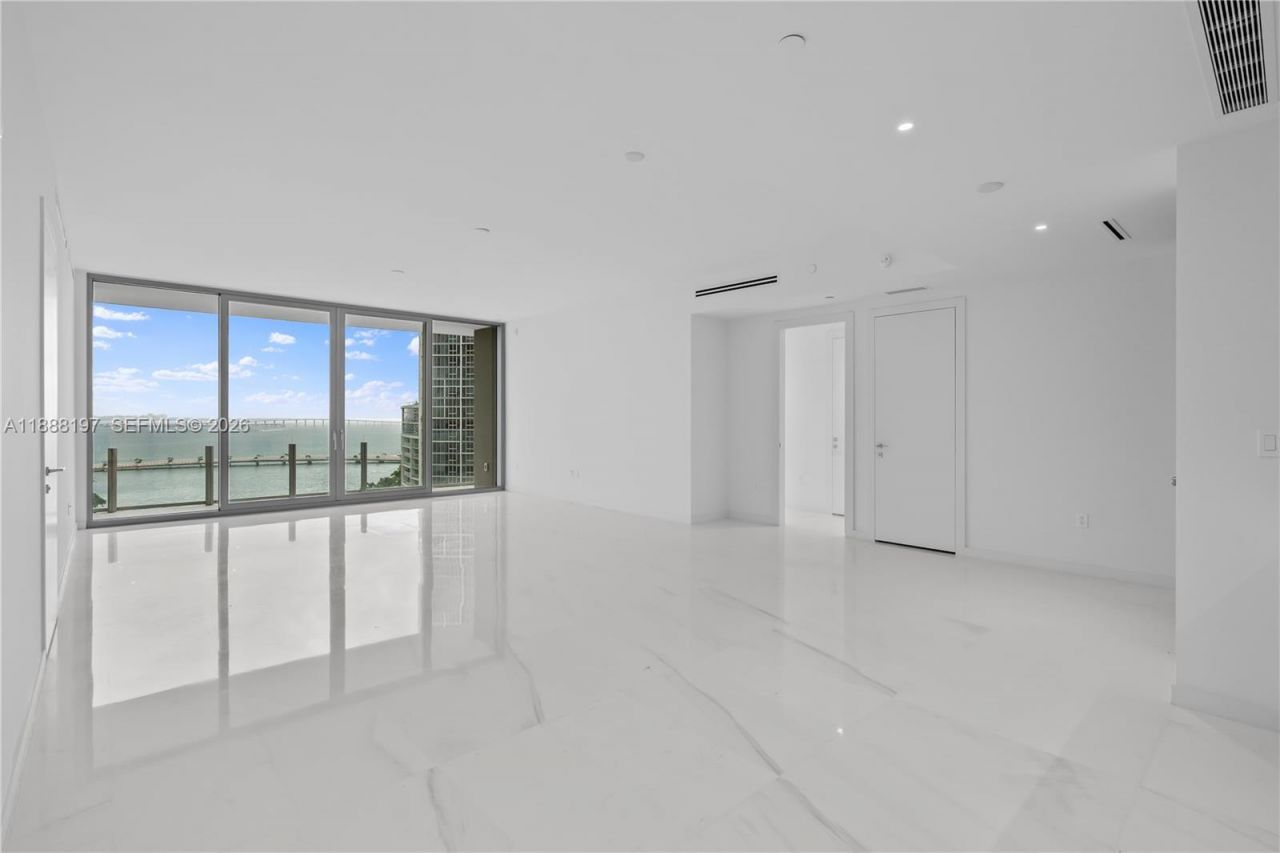 300 Biscayne Blvd Way, Unit 1103, Miami, FL 33131 Photo