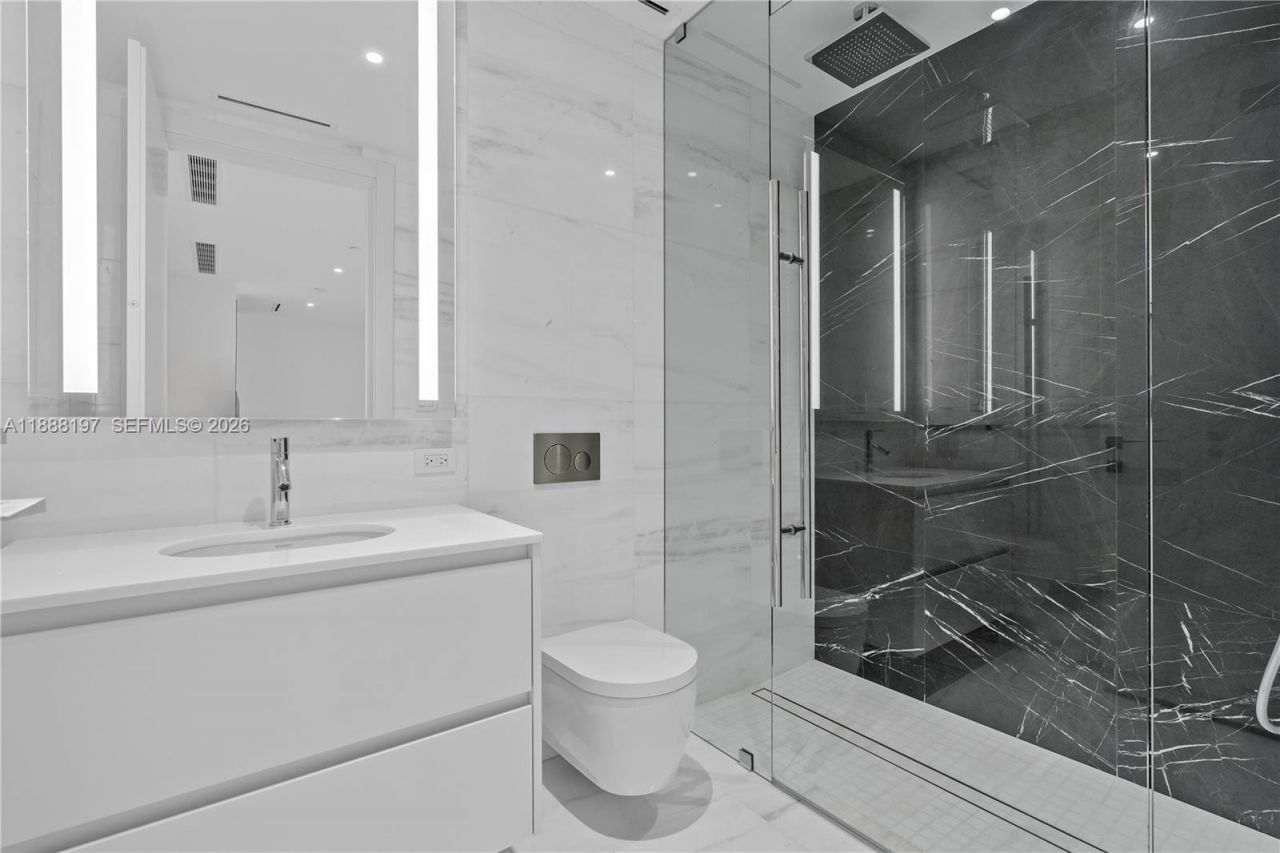 300 Biscayne Blvd Way, Unit 1103, Miami, FL 33131 Photo