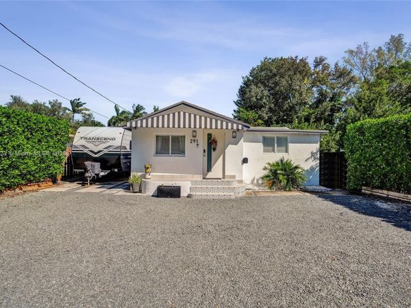 291 NW 95th St, Miami, FL 33150