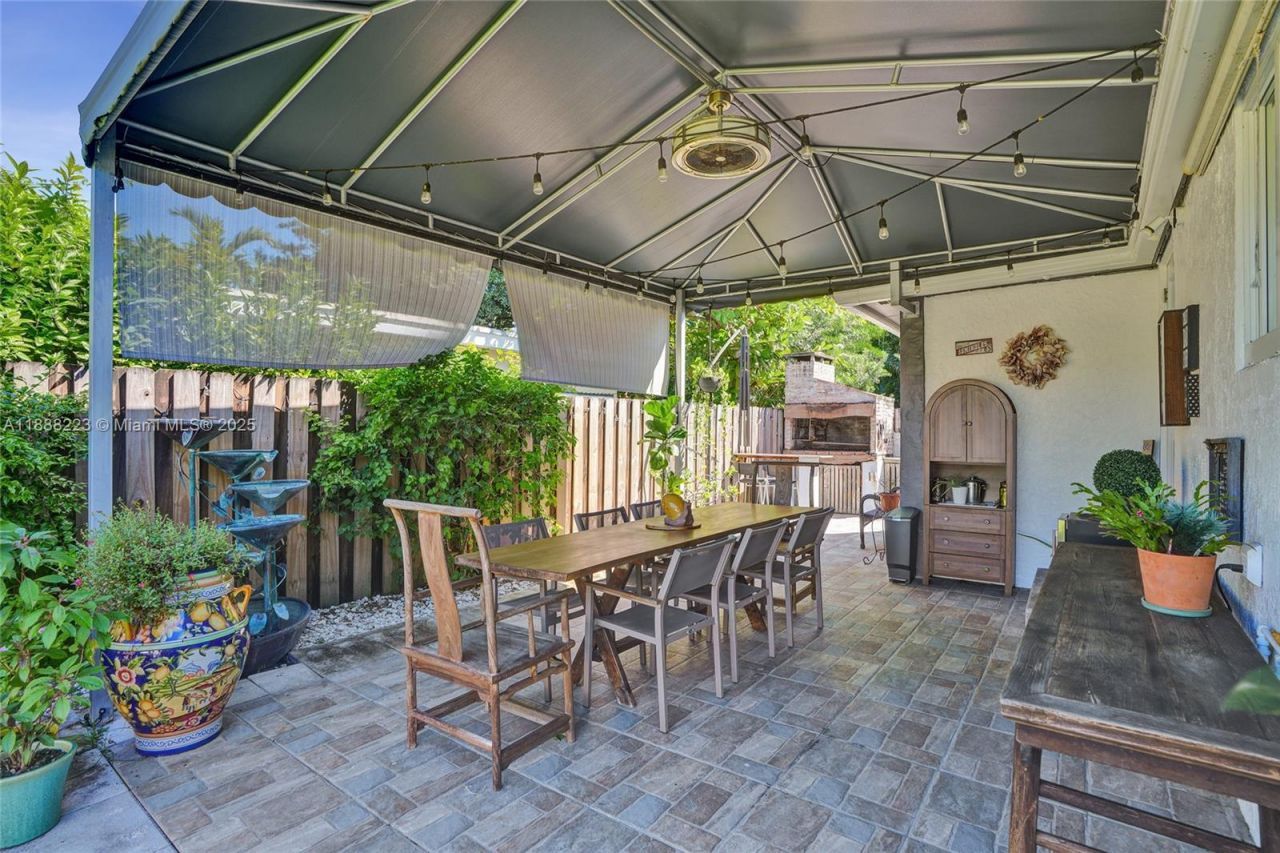 291 NW 95th St, Miami, FL 33150 Photo