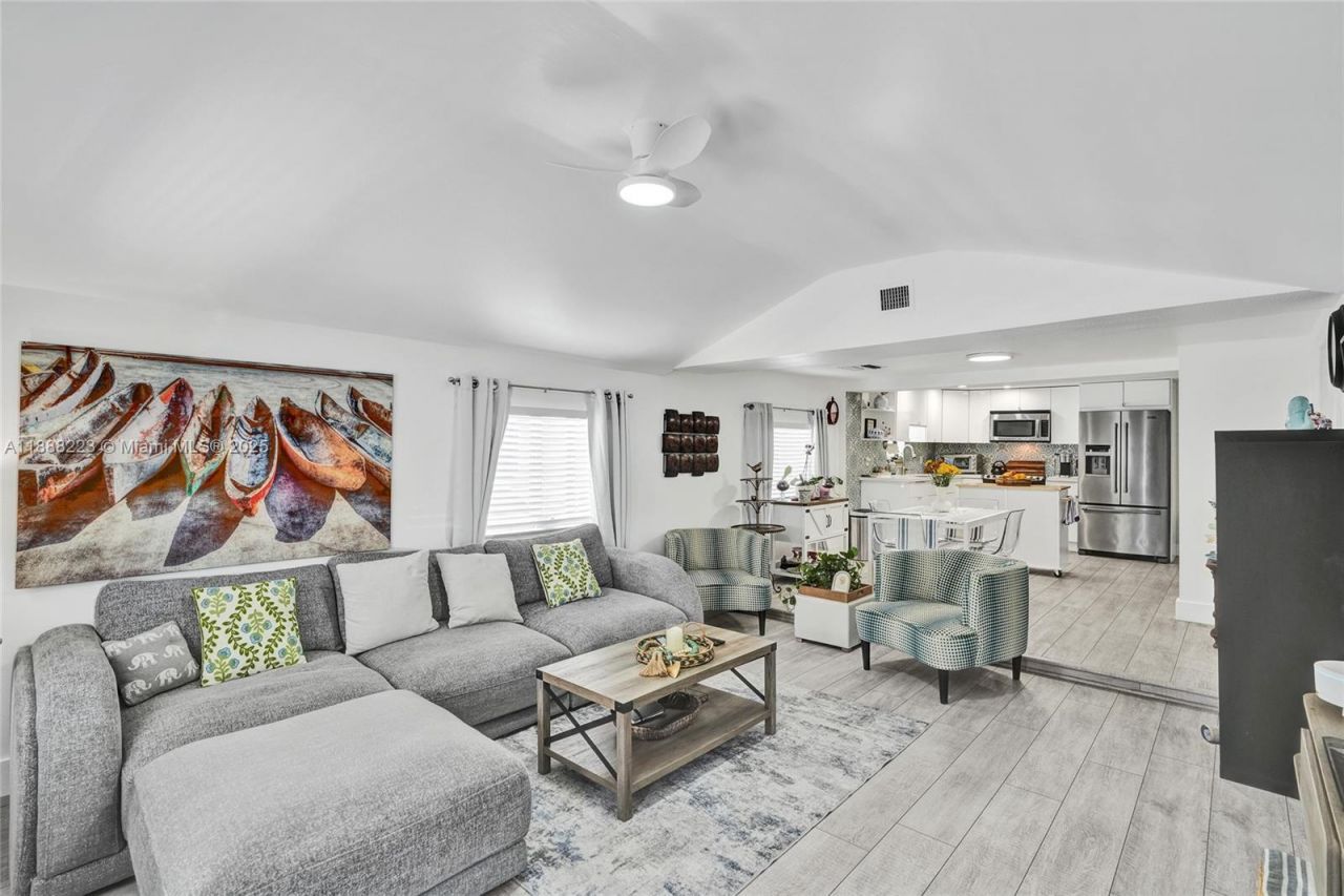 291 NW 95th St, Miami, FL 33150 Photo