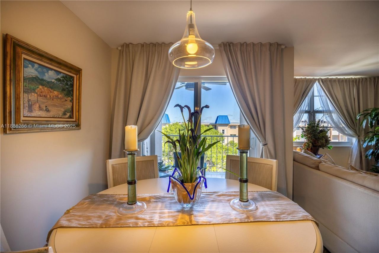 1600 SE 15th St, Unit 601, Fort Lauderdale, FL 33316 Photo