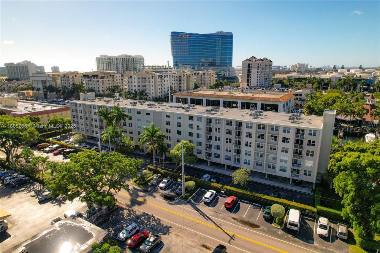 1600 SE 15th St, Unit 601, Fort Lauderdale, FL 33316 Photo