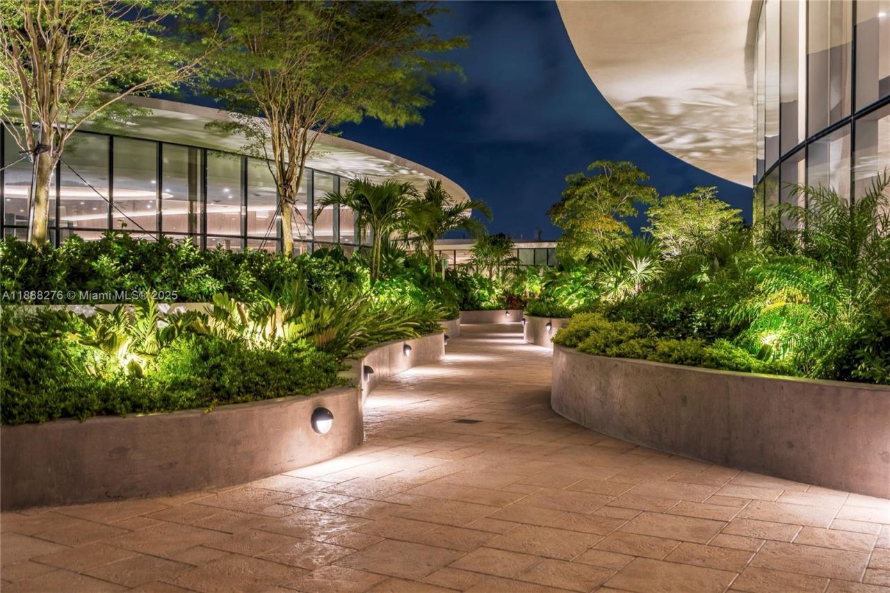 725 NE 24th St, Unit 3101-N, Miami, FL 33137 Photo