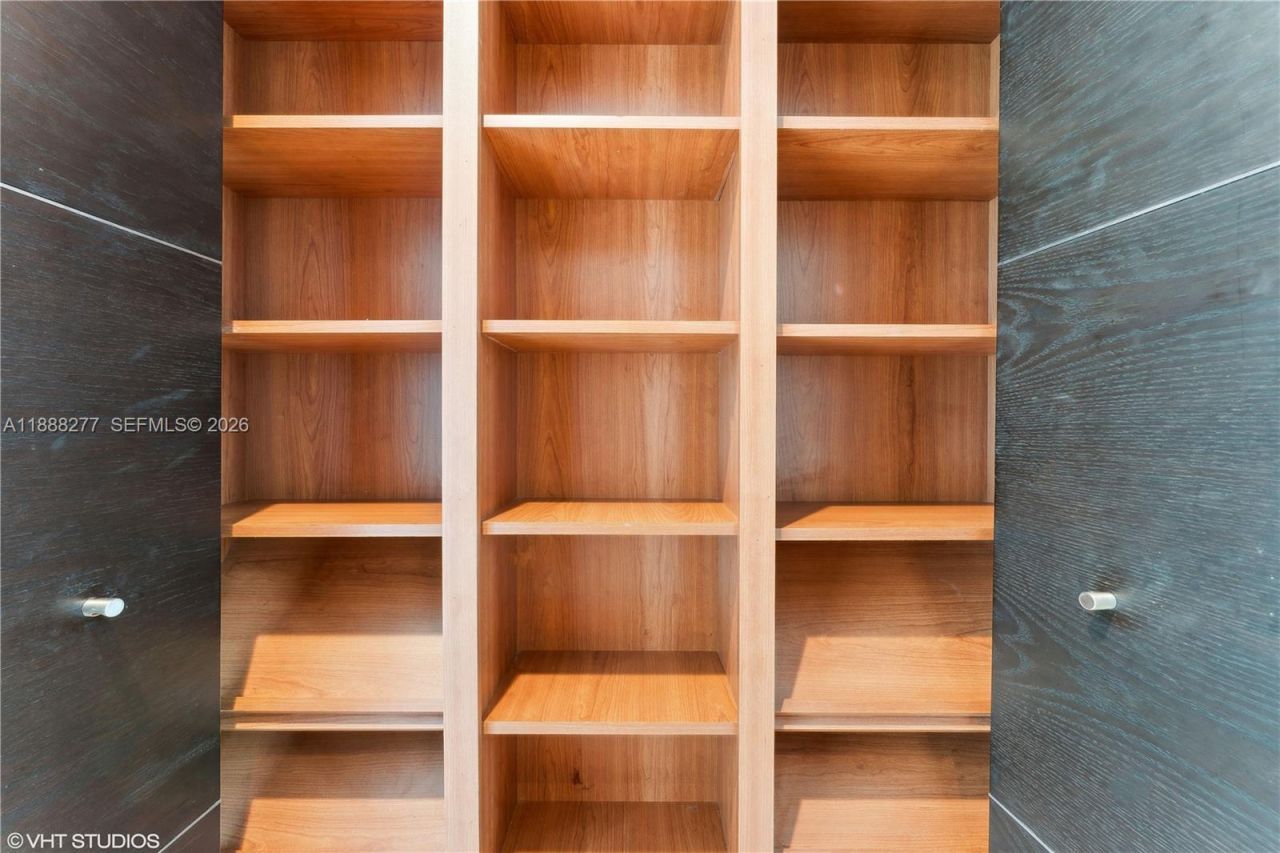 1331 Brickell Bay Dr, Unit 2802, Miami, FL 33131 Photo