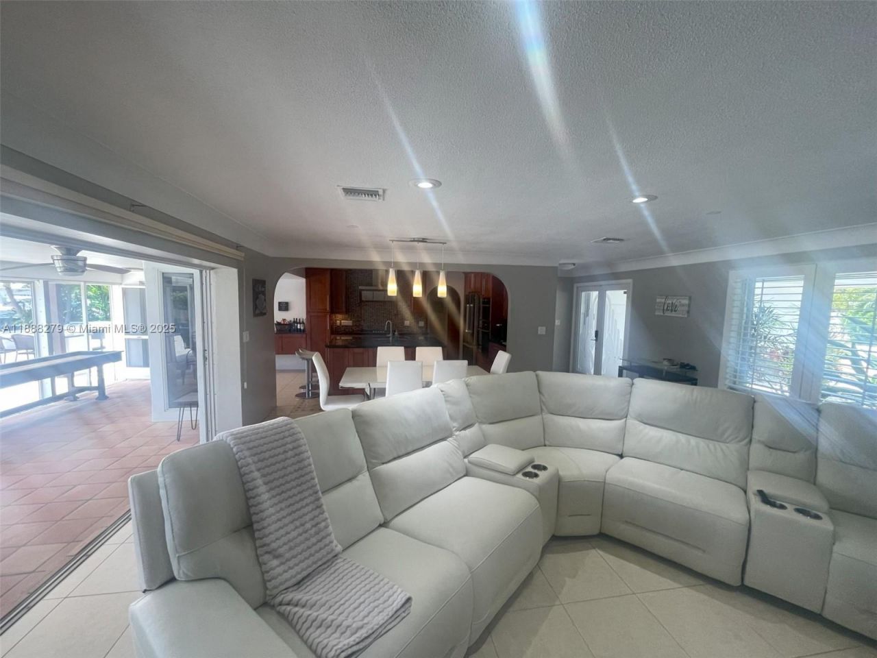 2740 NE 6th St, Pompano Beach, FL 33062 Photo