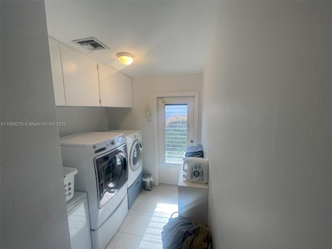 2740 NE 6th St, Pompano Beach, FL 33062 Photo