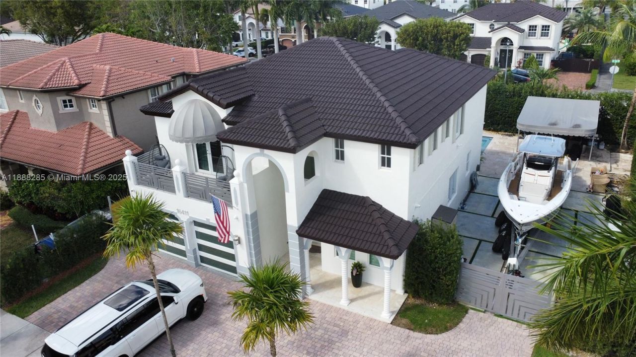 16411 SW 60th Ter, Miami, FL 33193 Photo