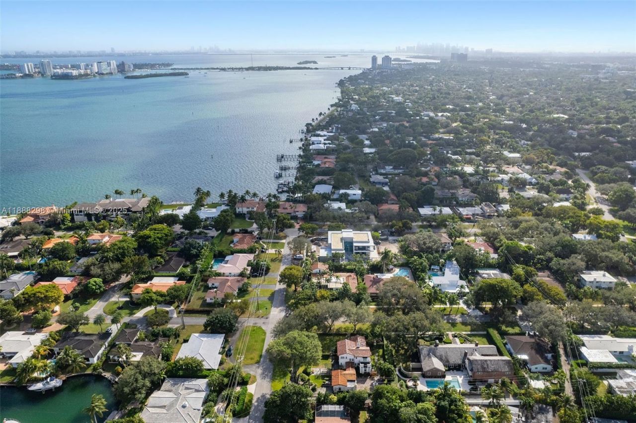 1291 NE 102nd St, Miami Shores, FL 33138 Photo