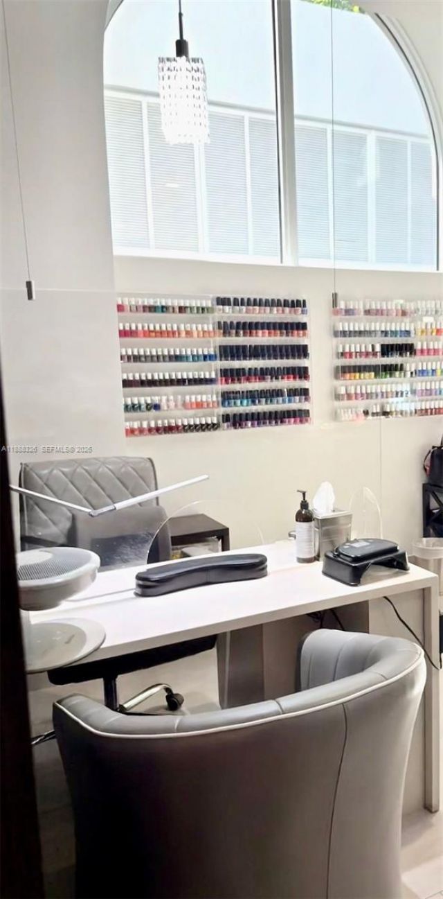 21055 Yacht Club Dr, Unit 606, Aventura, FL 33180 Photo