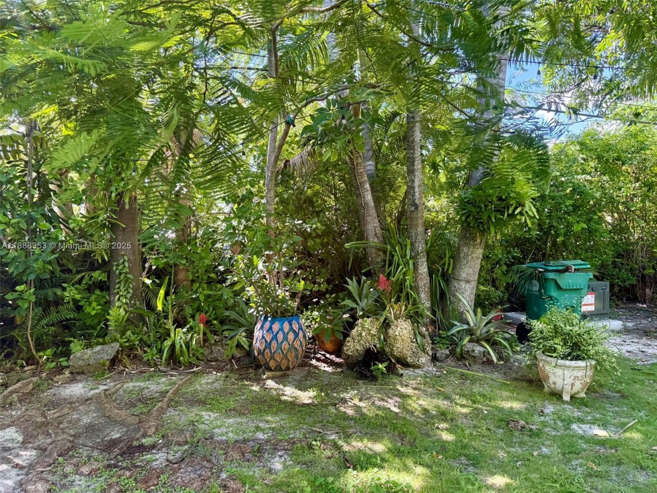 10901 NE 3rd Ave, Miami, FL 33161 Photo