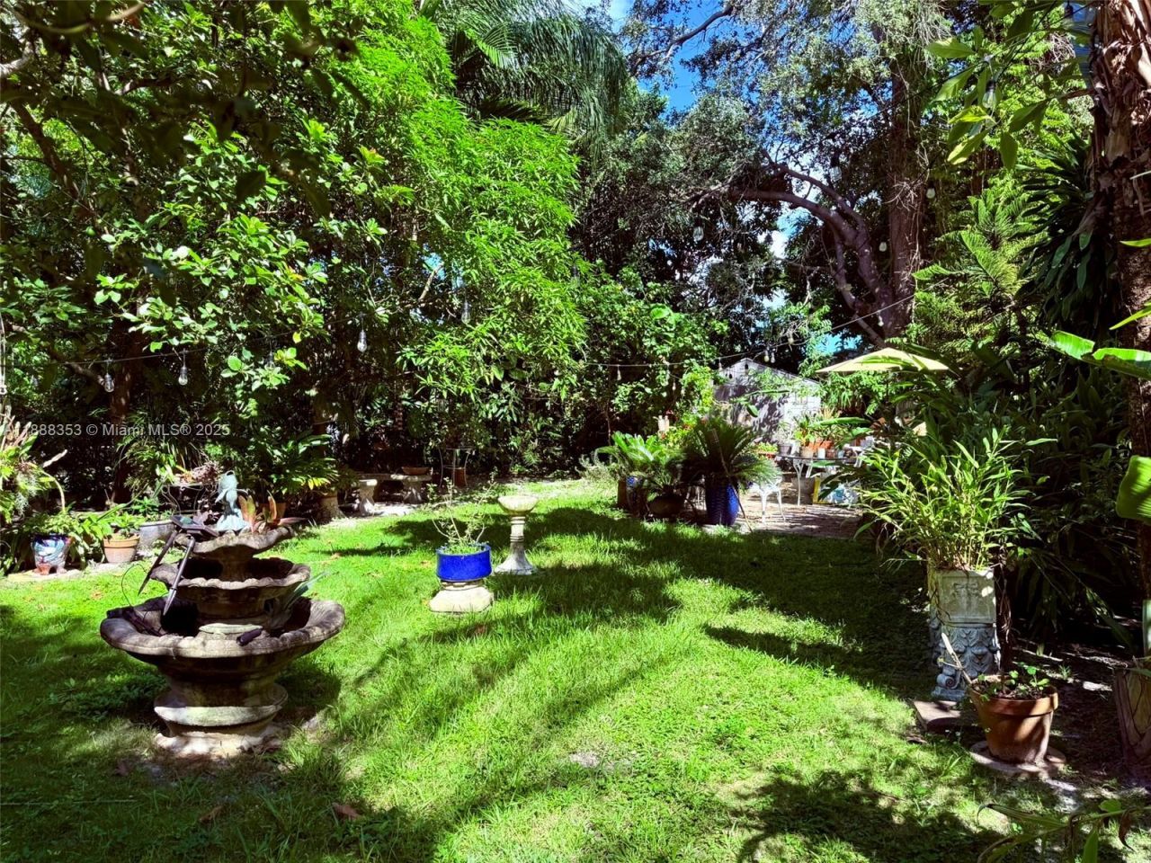 10901 NE 3rd Ave, Miami, FL 33161 Photo