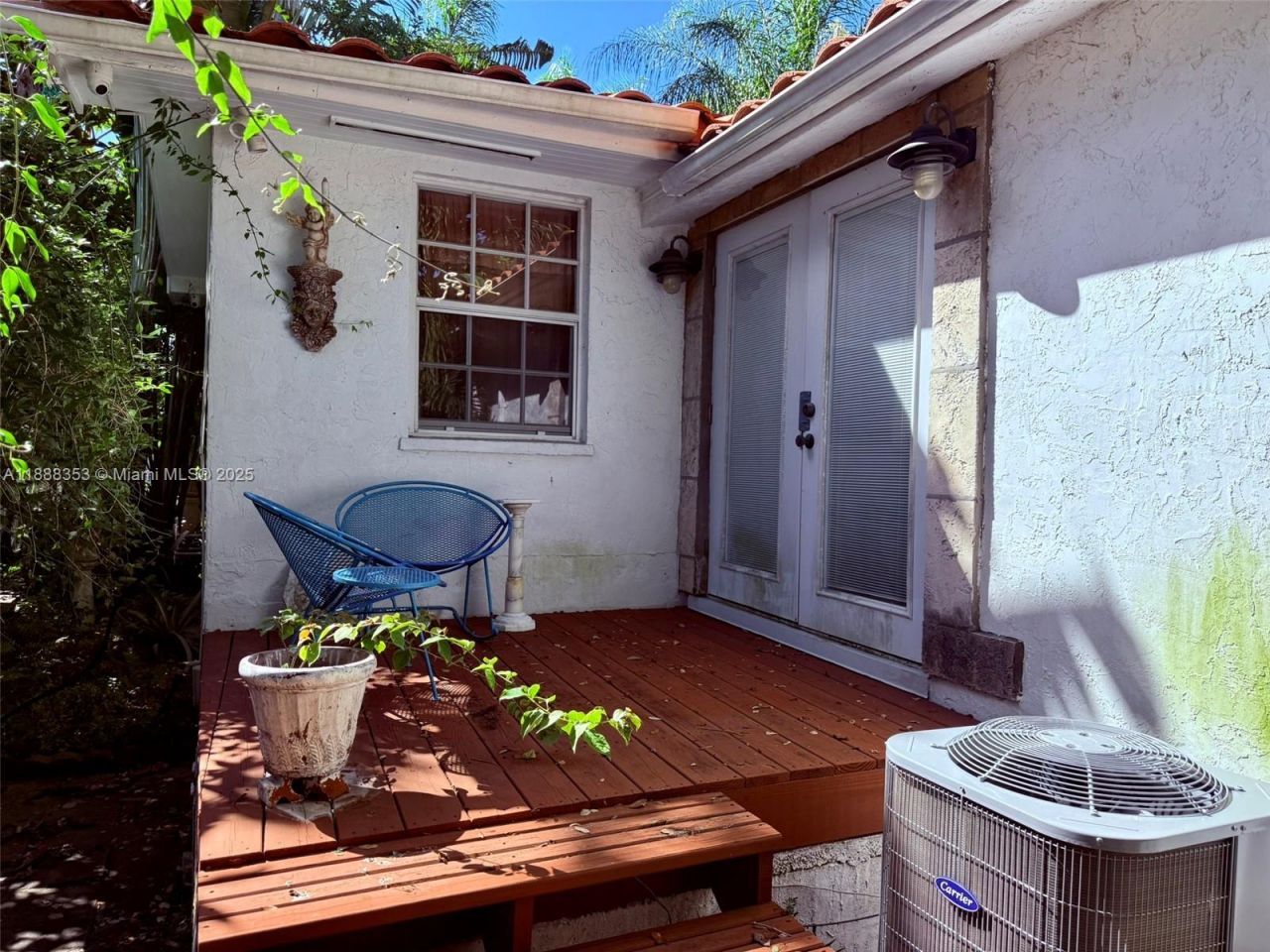 10901 NE 3rd Ave, Miami, FL 33161 Photo